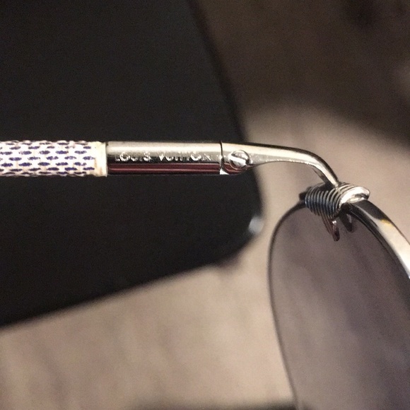 Louis Vuitton Sunglasses - Picture 8 of 8